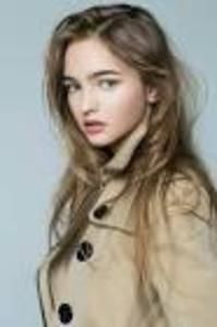 Meet your Posher, Julia